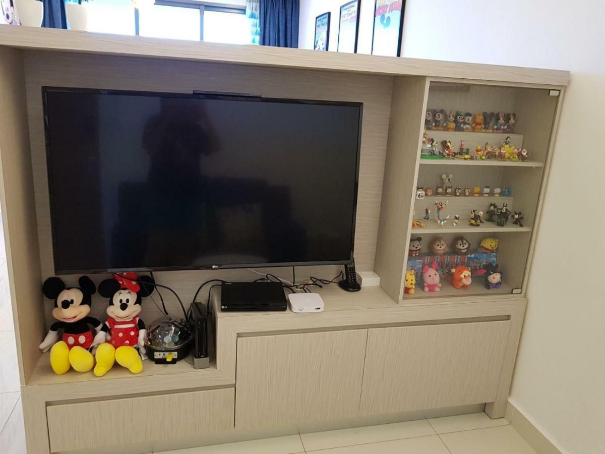 1-4Pax Mickey Mouse 1Bedrm At Puteri Harbour, Teega Suite Nusajaya  Bagian luar foto